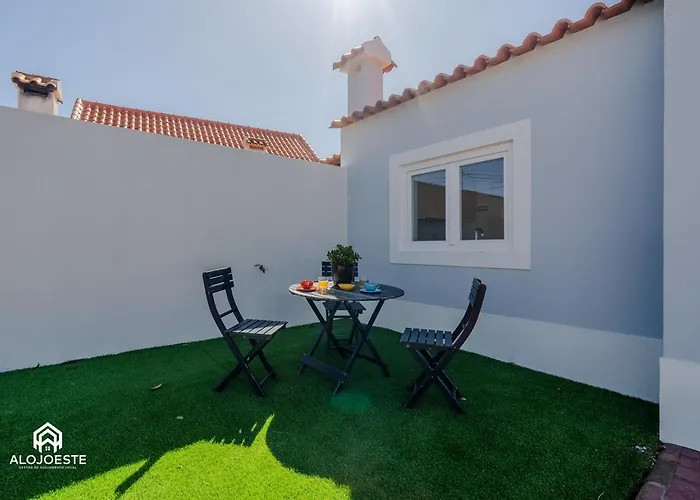 Nyaraló Mario's House - Cozy House Near